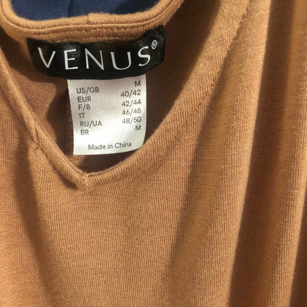 Beautiful tan top